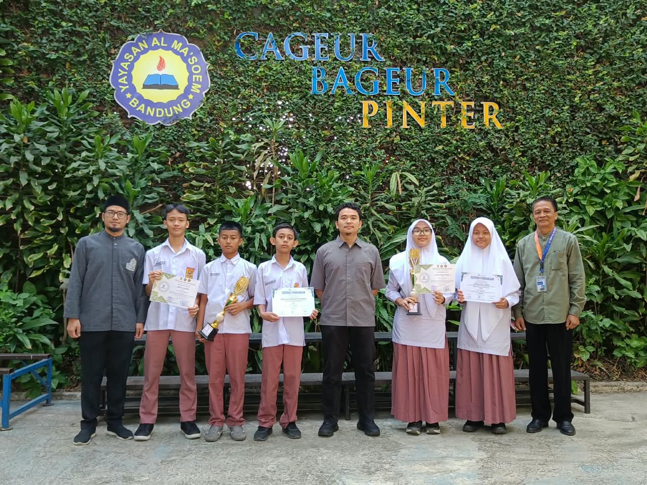Kreativitas Tanpa Batas! Siswa Al Ma’soem Juarai Lomba Poster Digital Tingkat Kabupaten
